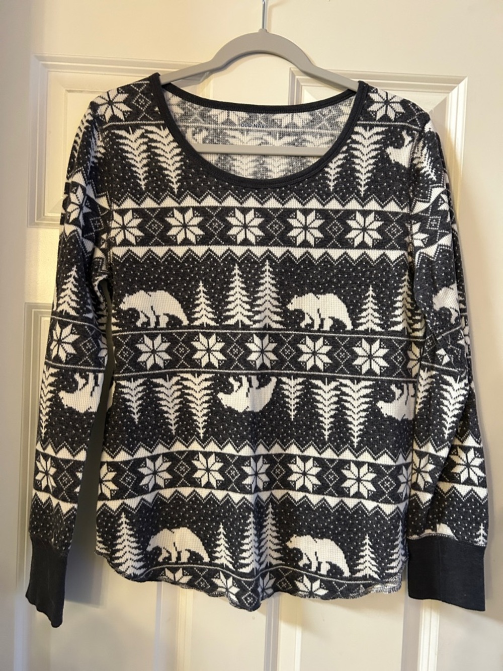 *closet clean out* Old Navy printed thermal knit long sleeve pajama top size L